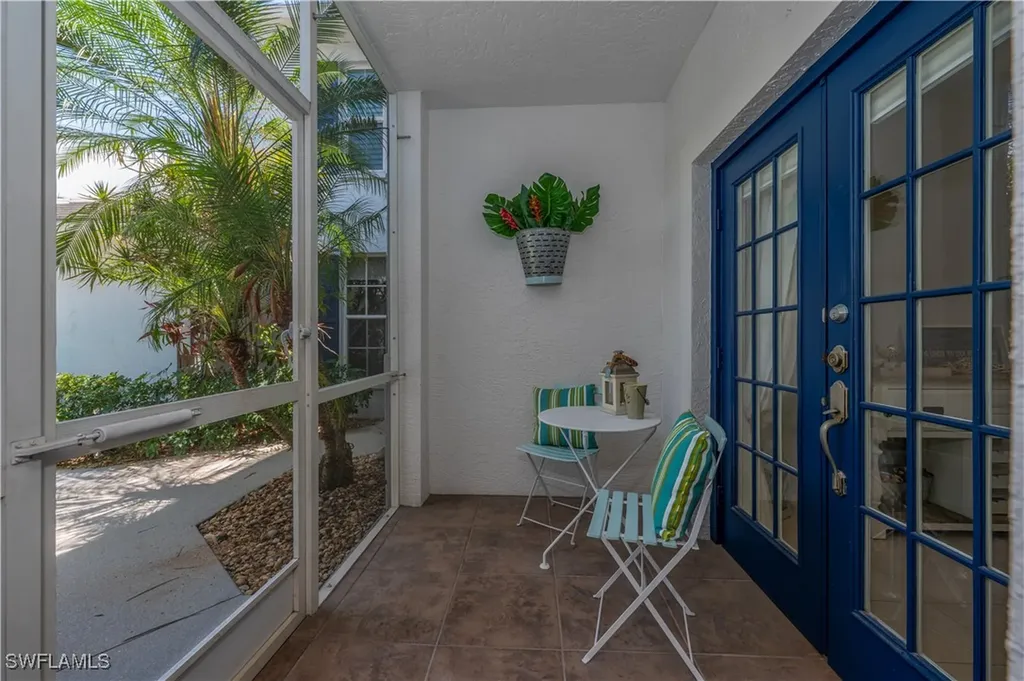 7058 Barrington Circle Naples FL 34108