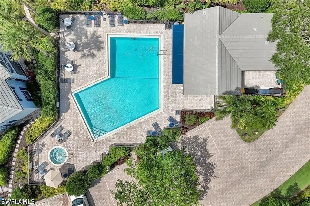 7058 Barrington Circle Naples FL 34108
