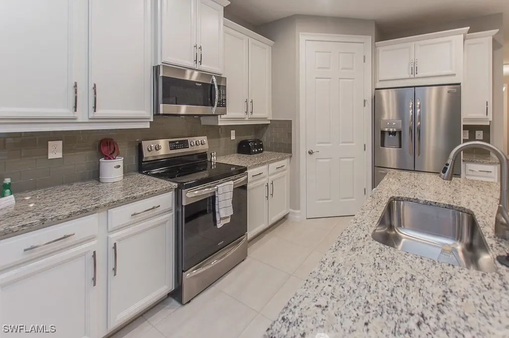 14670 Catamaran Place Naples FL 34114
