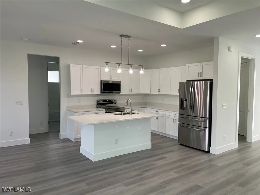 818 Anaconda Avenue S Lehigh Acres FL 33974