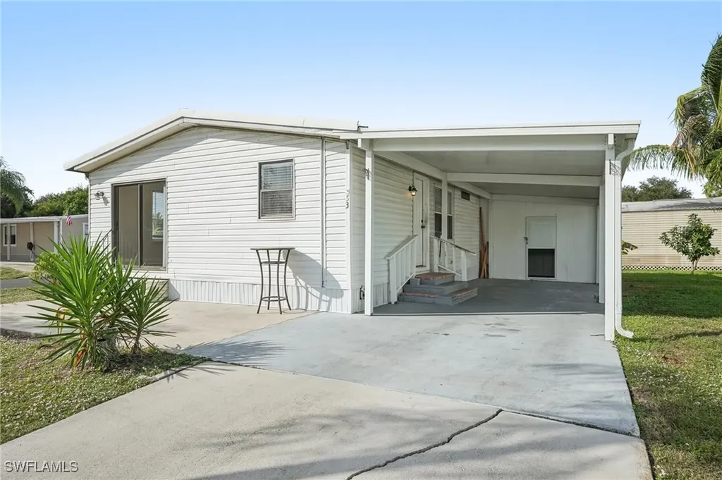 53 Grosbeak Lane Naples FL 34114