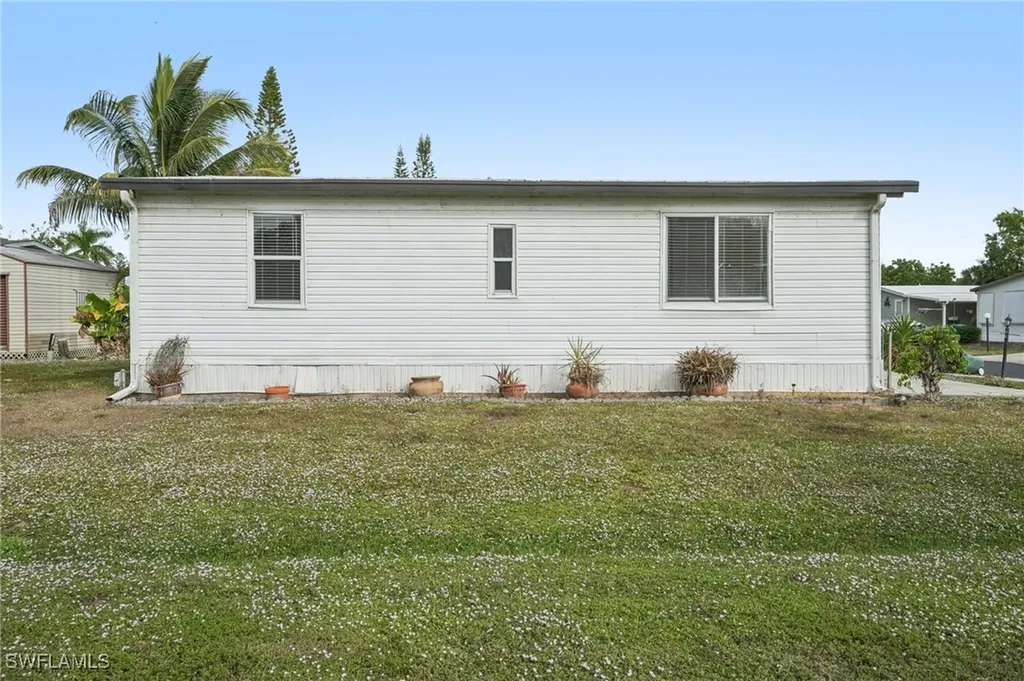 53 Grosbeak Lane Naples FL 34114