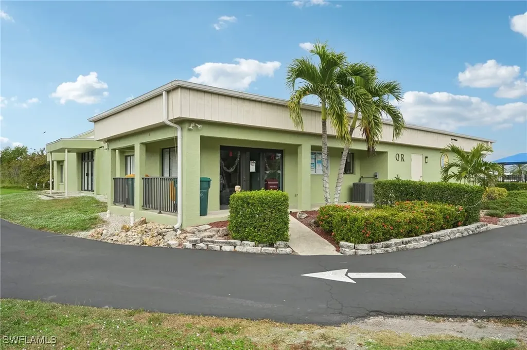 53 Grosbeak Lane Naples FL 34114