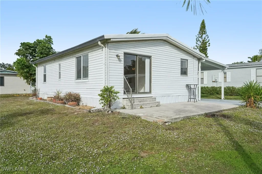 53 Grosbeak Lane Naples FL 34114