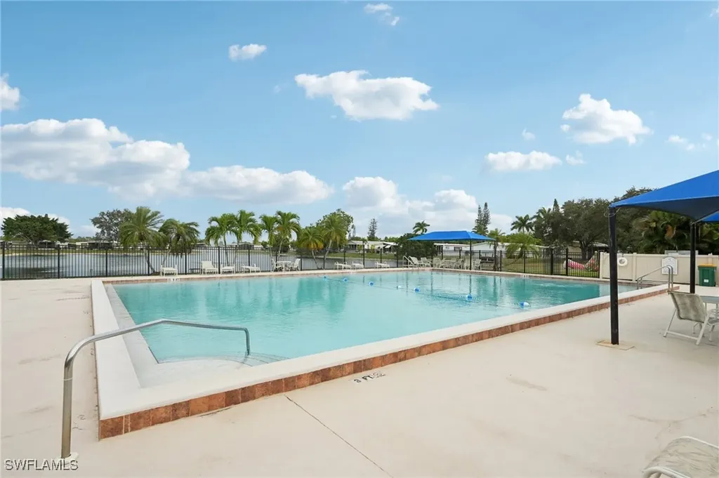 53 Grosbeak Lane Naples FL 34114