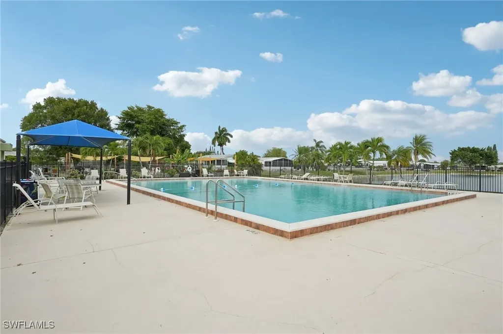 53 Grosbeak Lane Naples FL 34114