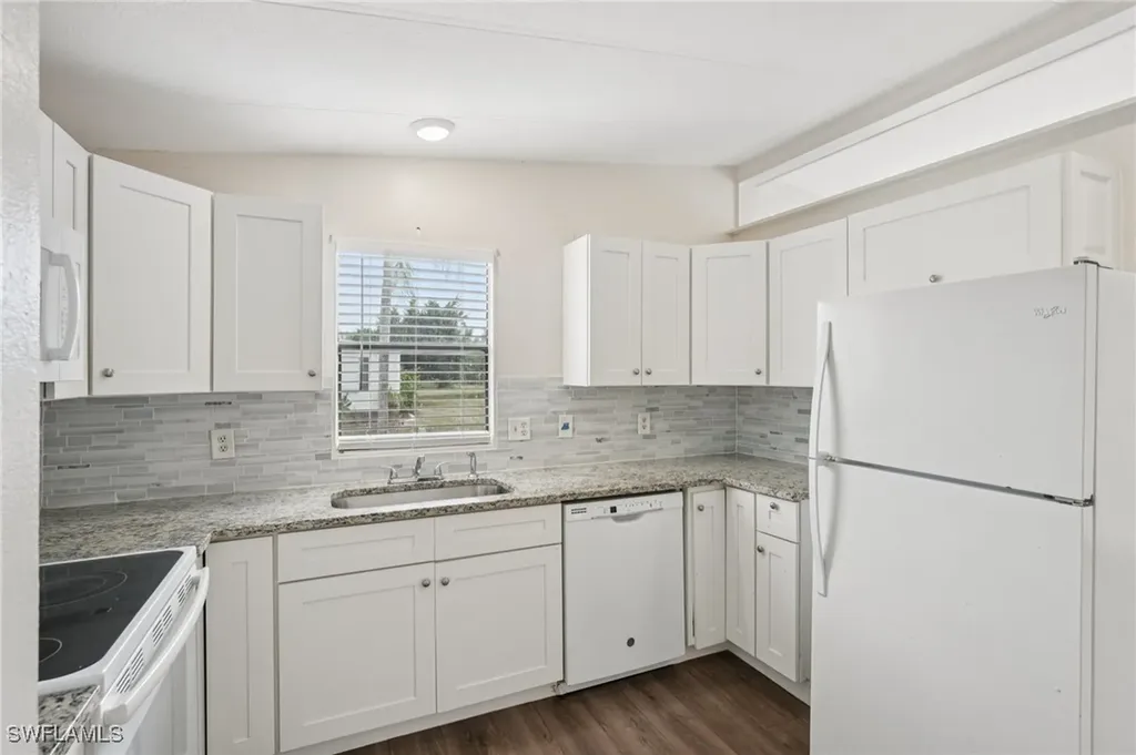 53 Grosbeak Lane Naples FL 34114
