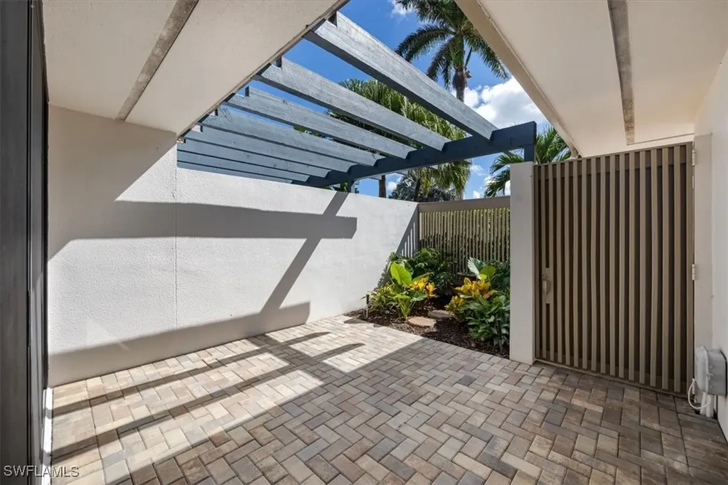 3722 Haldeman Creek Drive Naples FL 34112