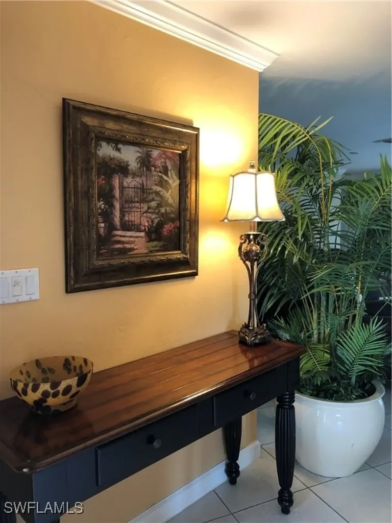 550 Forest Hills Boulevard Naples FL 34113