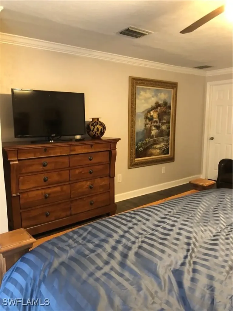 550 Forest Hills Boulevard Naples FL 34113