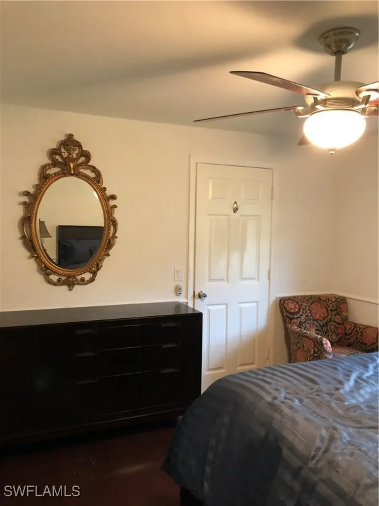 550 Forest Hills Boulevard Naples FL 34113