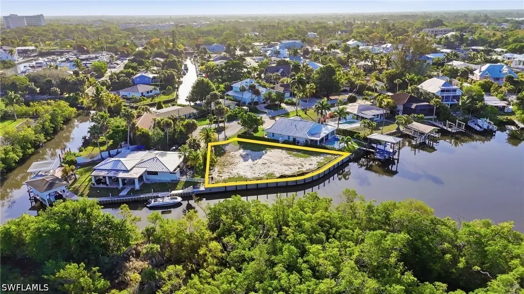 3164 Lakeview Drive Naples FL 34112