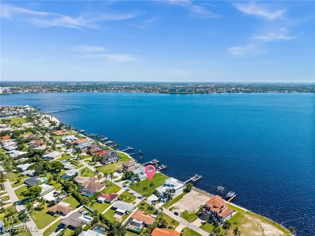 1020 Dolphin Drive Cape Coral FL 33904