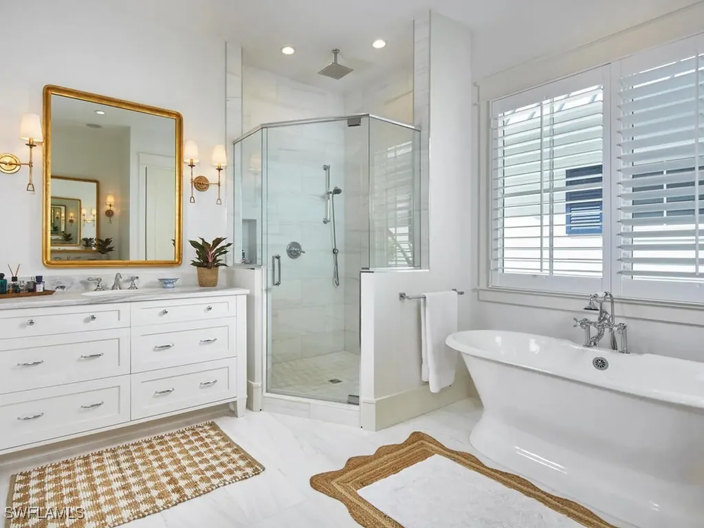 909 10th Avenue S Naples FL 34102