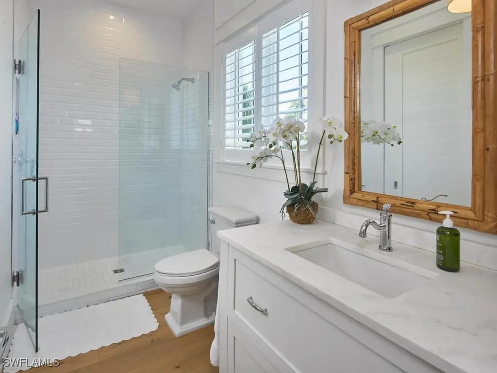 909 10th Avenue S Naples FL 34102