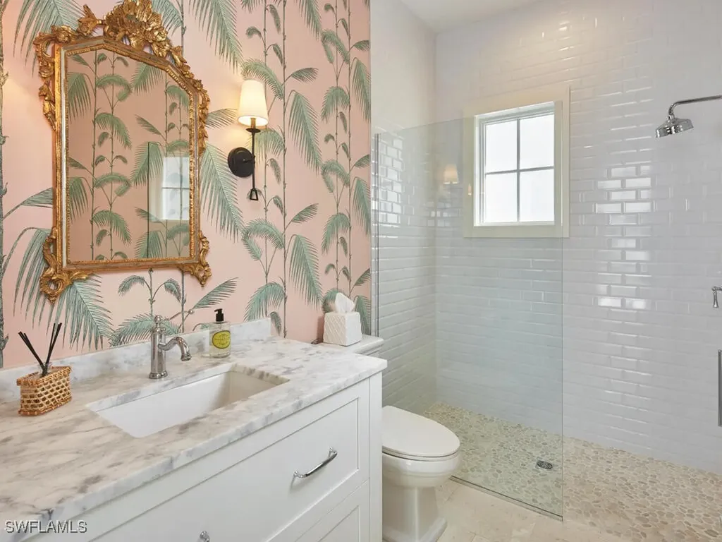 909 10th Avenue S Naples FL 34102