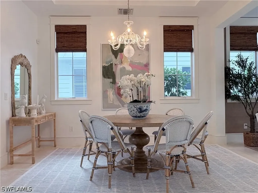 909 10th Avenue S Naples FL 34102