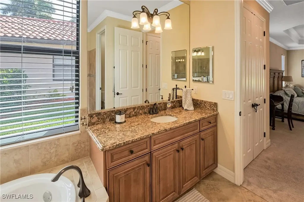 9215 Veneto Lane Naples FL 34113