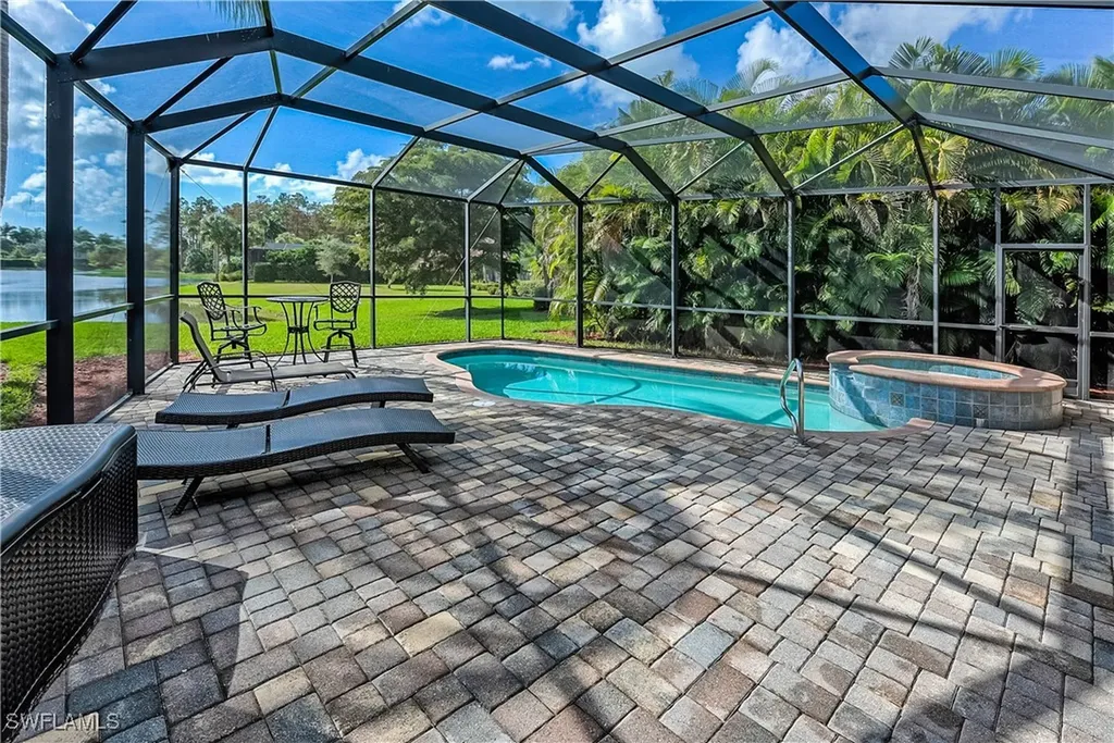 9215 Veneto Lane Naples FL 34113