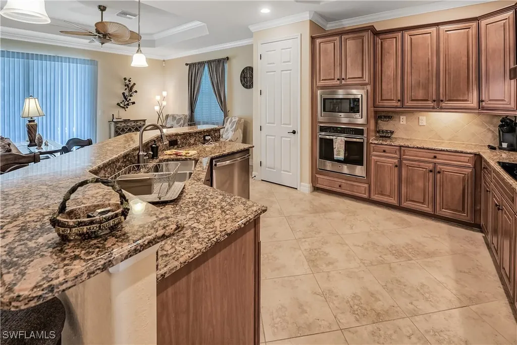 9215 Veneto Lane Naples FL 34113