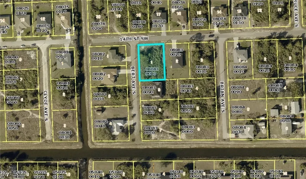 3913 14th Street SW Lehigh Acres FL 33976