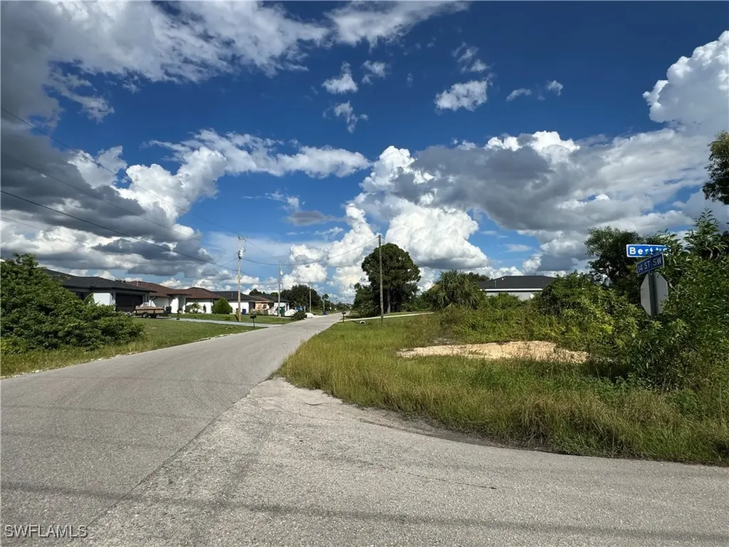 3913 14th Street SW Lehigh Acres FL 33976