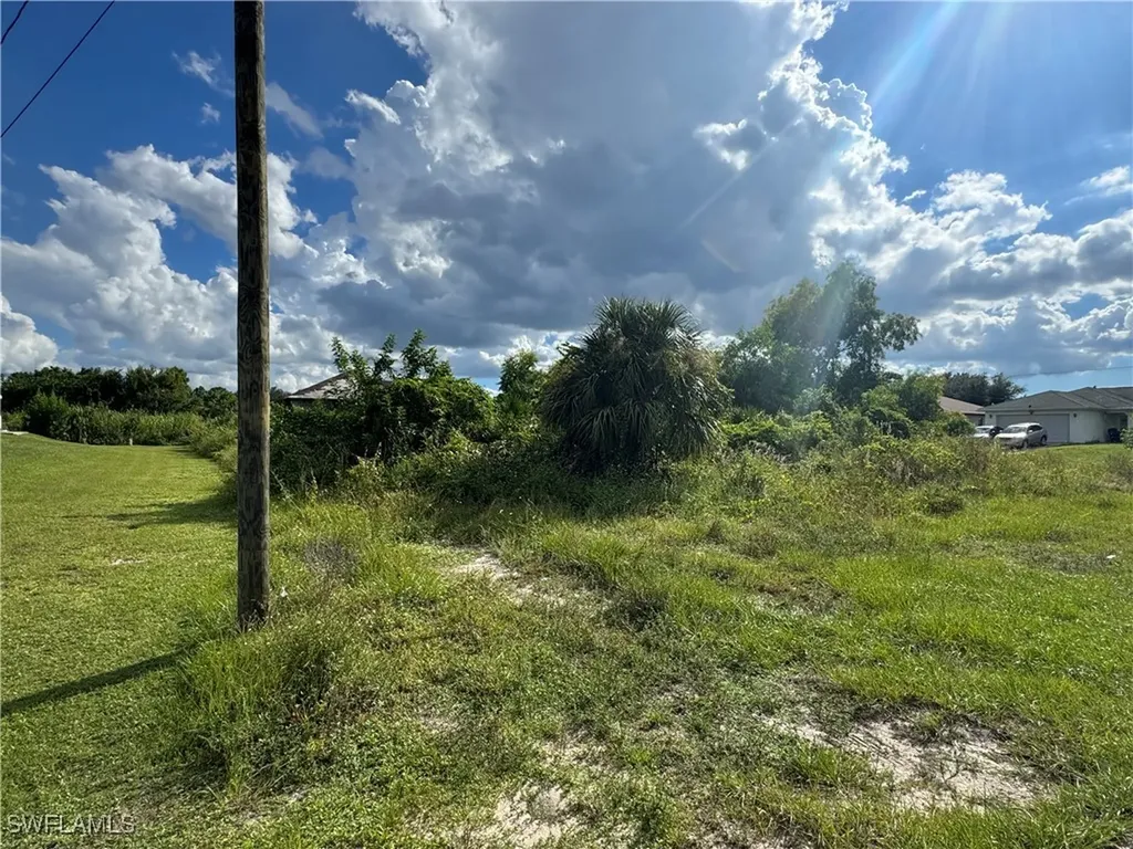 3913 14th Street SW Lehigh Acres FL 33976
