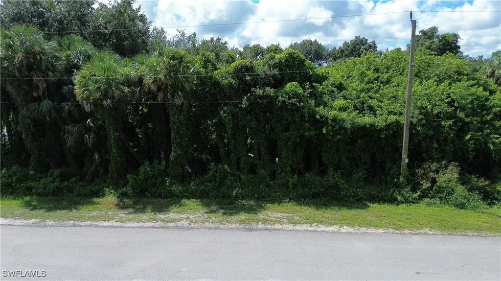 3080 16th Avenue SE Naples FL 34117