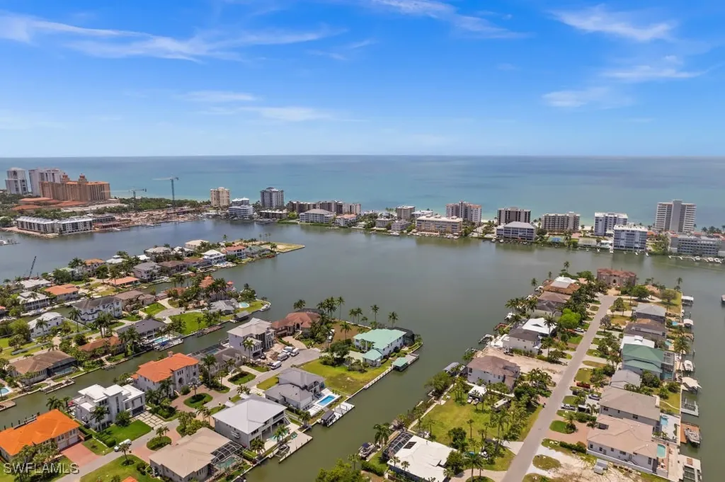 Naples FL, 371 Bayside Avenue