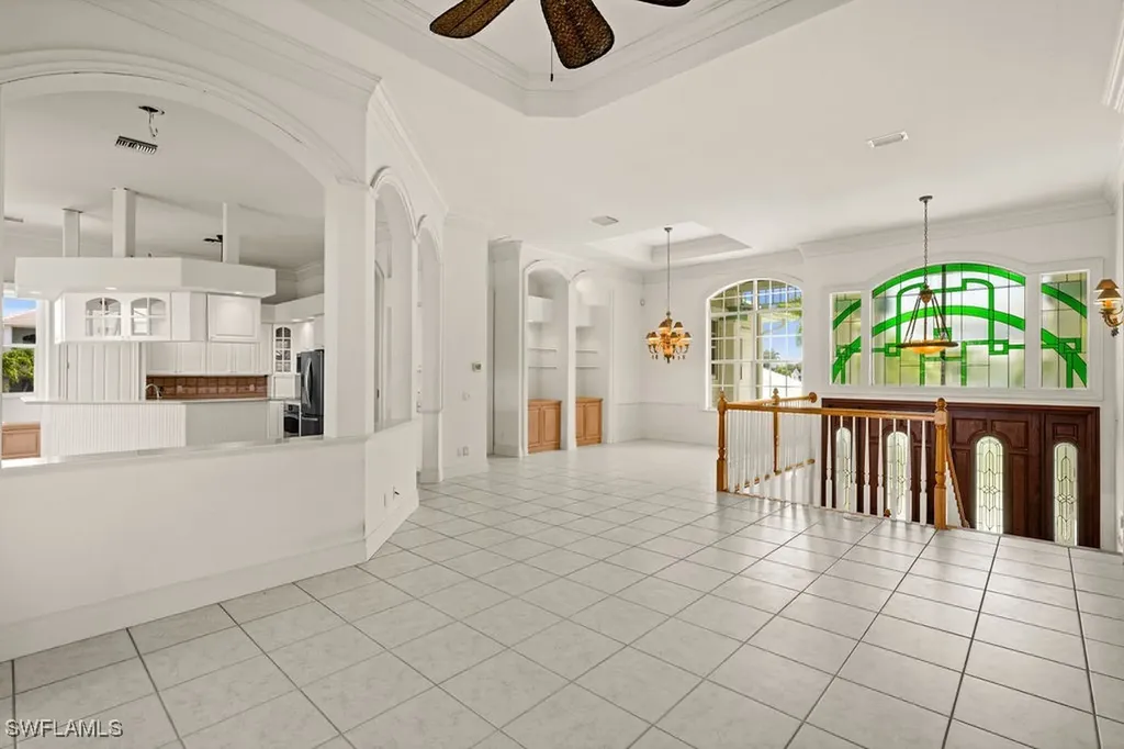 371 Bayside Avenue Naples FL 34108