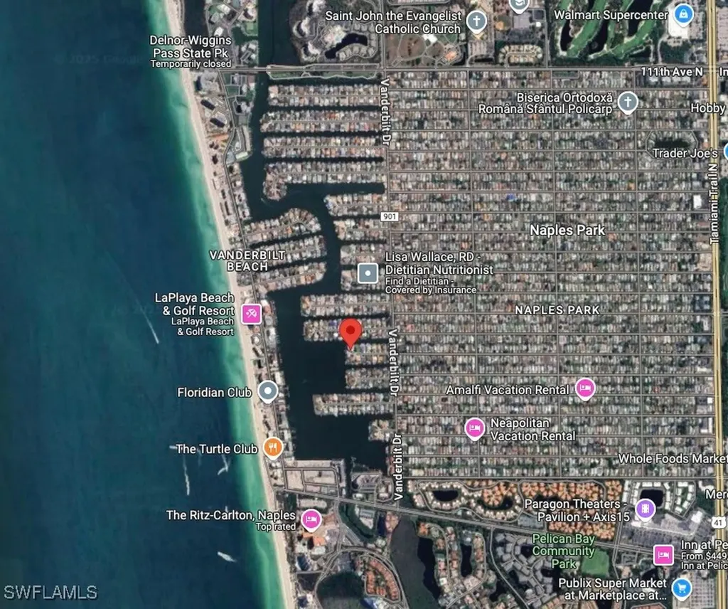 371 Bayside Avenue Naples FL 34108