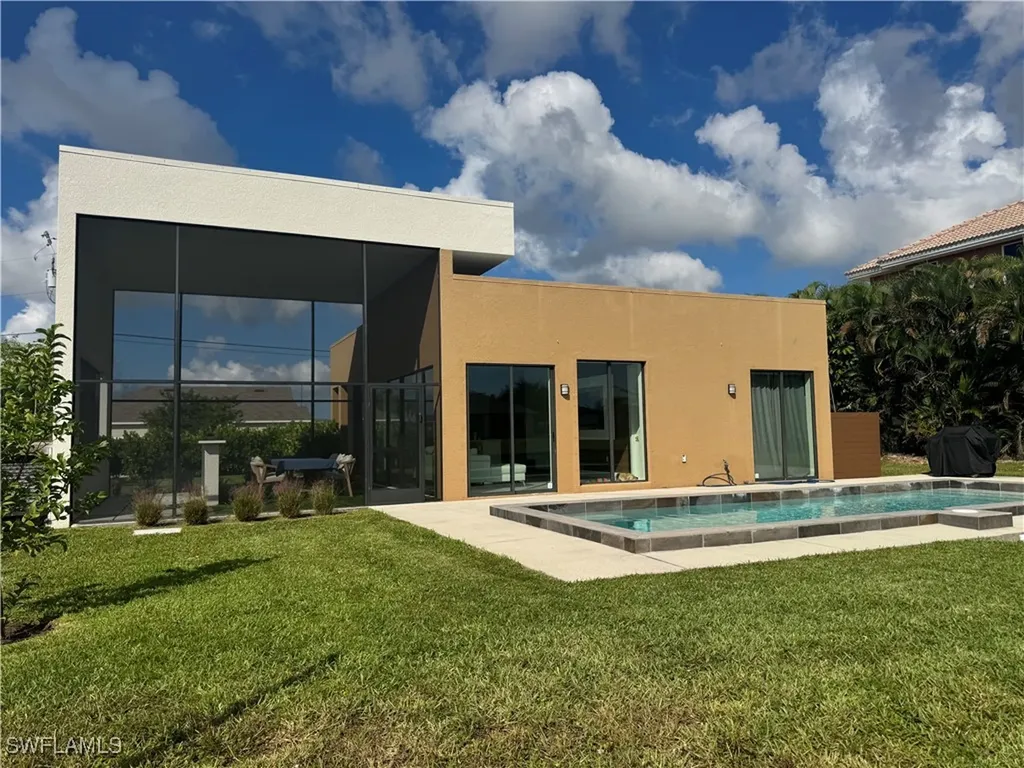 3923 SW 13th Avenue Cape Coral FL 33914