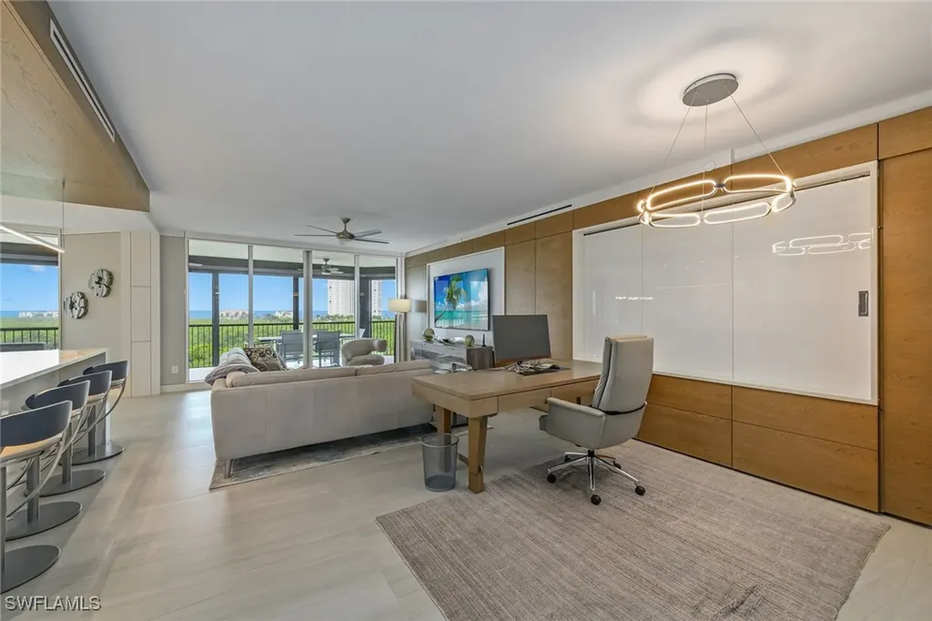 8960 Bay Colony Drive Naples FL 34108