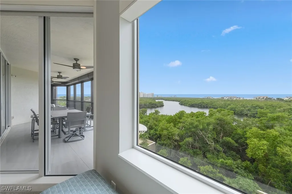 8960 Bay Colony Drive Naples FL 34108