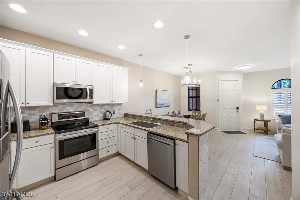 9076 Rialto Street Naples FL 34113