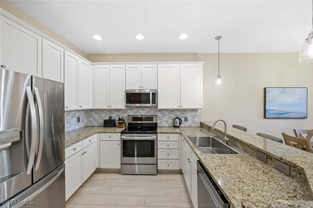 9076 Rialto Street Naples FL 34113