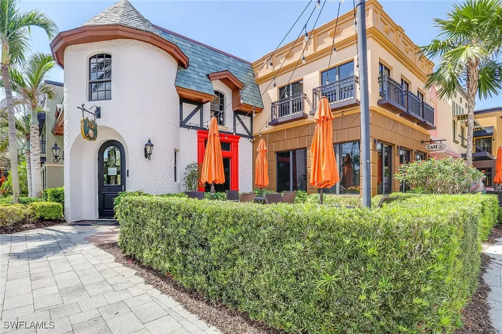 9076 Rialto Street Naples FL 34113