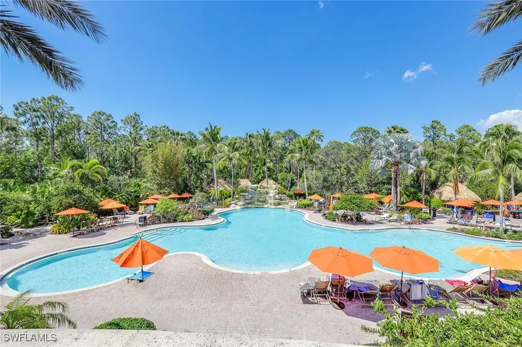 9076 Rialto Street Naples FL 34113