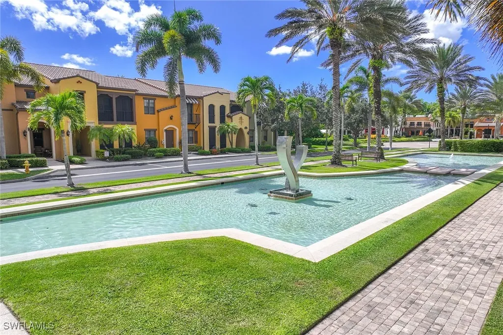 9076 Rialto Street Naples FL 34113