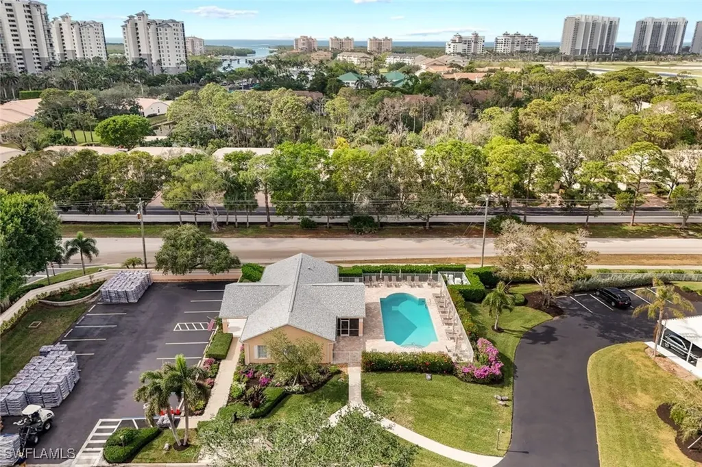 774 Wiggins Lake Drive Naples FL 34110