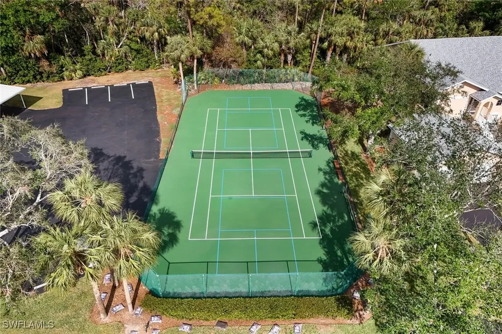 774 Wiggins Lake Drive Naples FL 34110