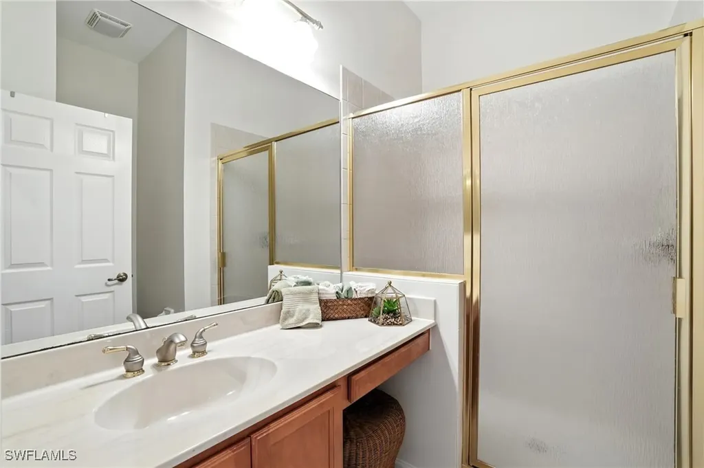10080 Valiant Court Miromar Lakes FL 33913