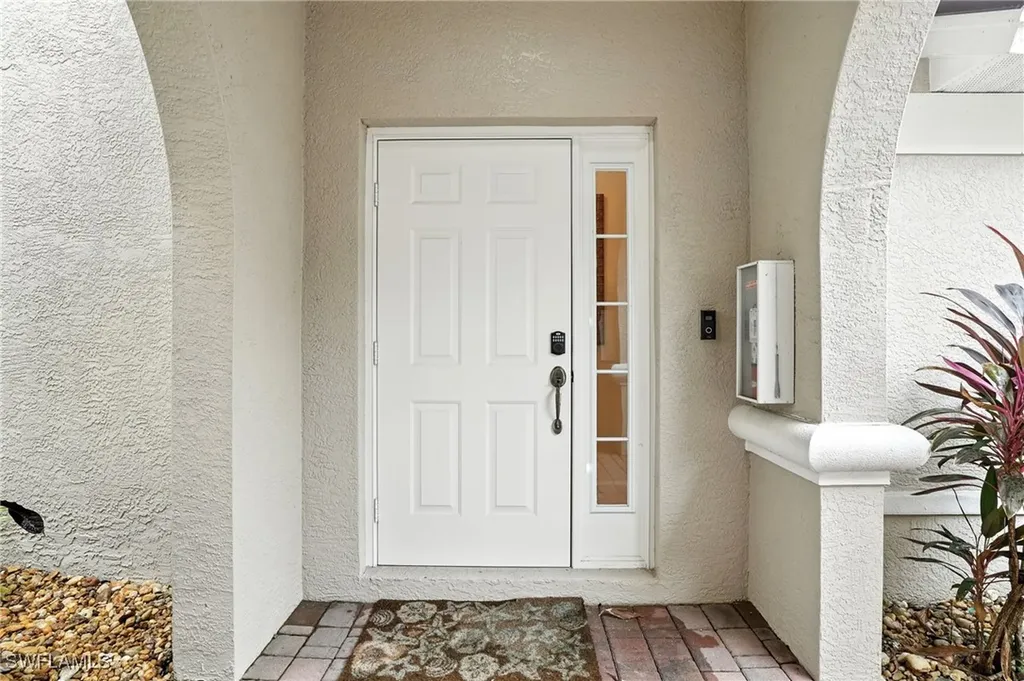 10080 Valiant Court Miromar Lakes FL 33913