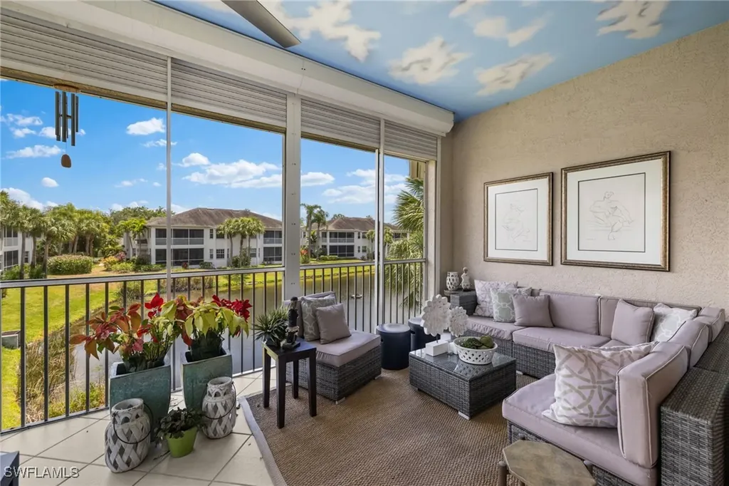 5060 Yacht Harbor Circle Naples FL 34112