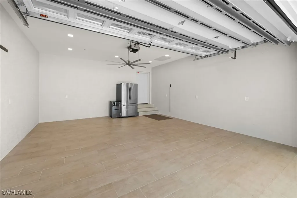 5060 Yacht Harbor Circle Naples FL 34112