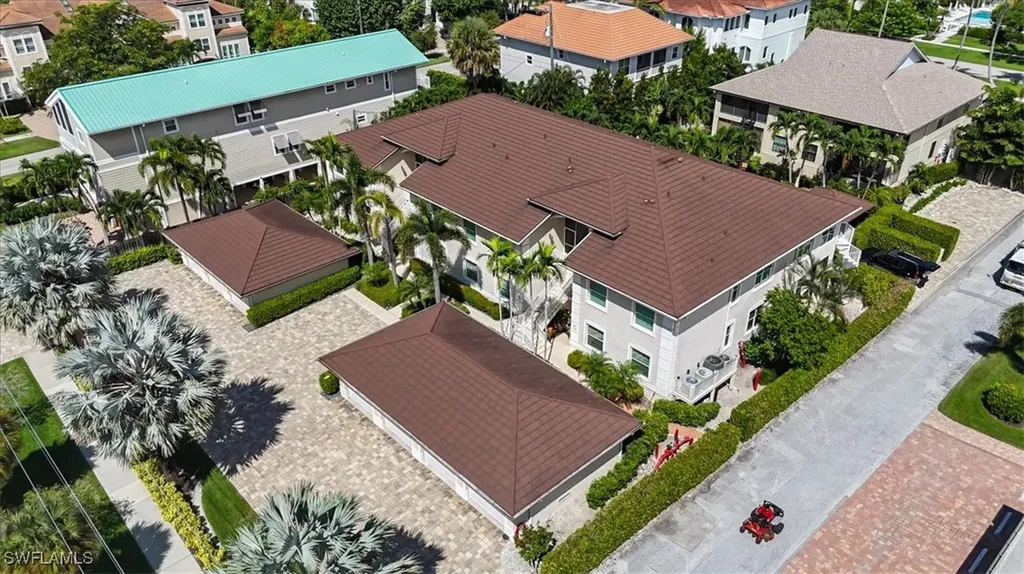 545 11th Avenue S Naples FL 34102