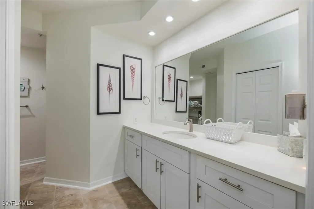 545 11th Avenue S Naples FL 34102