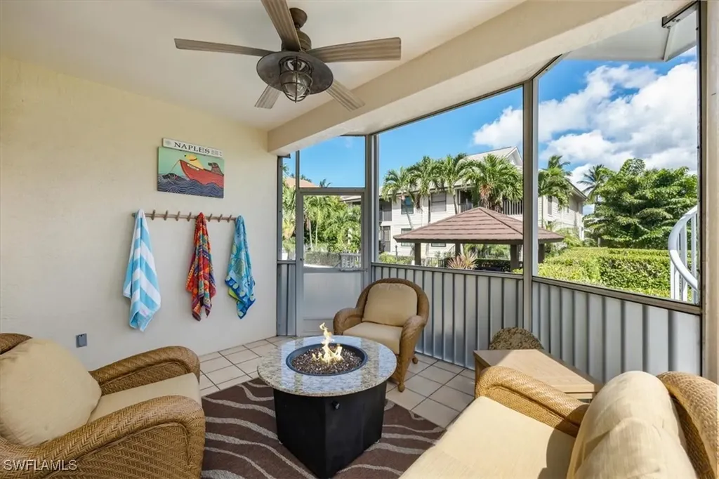 545 11th Avenue S Naples FL 34102