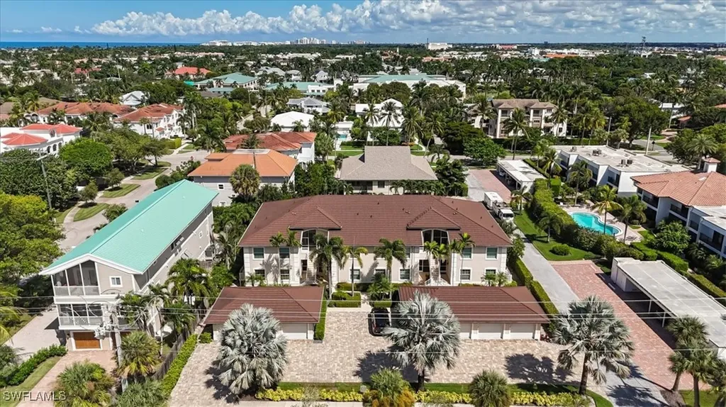 545 11th Avenue S Naples FL 34102