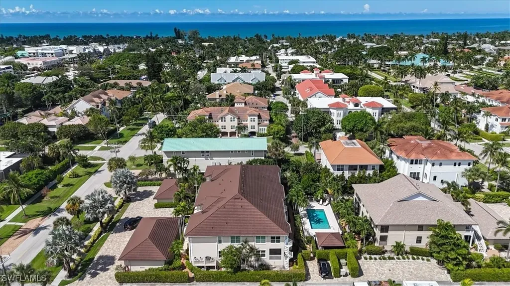 545 11th Avenue S Naples FL 34102